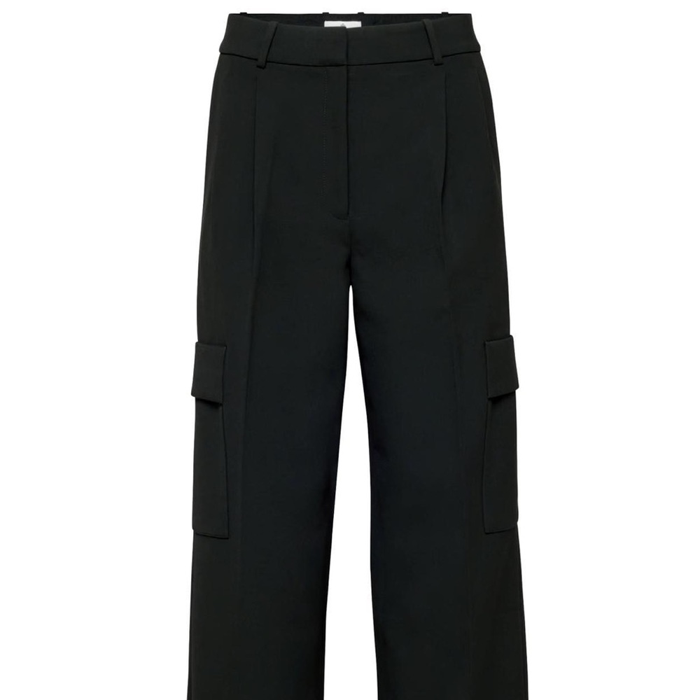 Aritzia Babaton Spotlight Black Cargo Pants - Picture 2 of 6